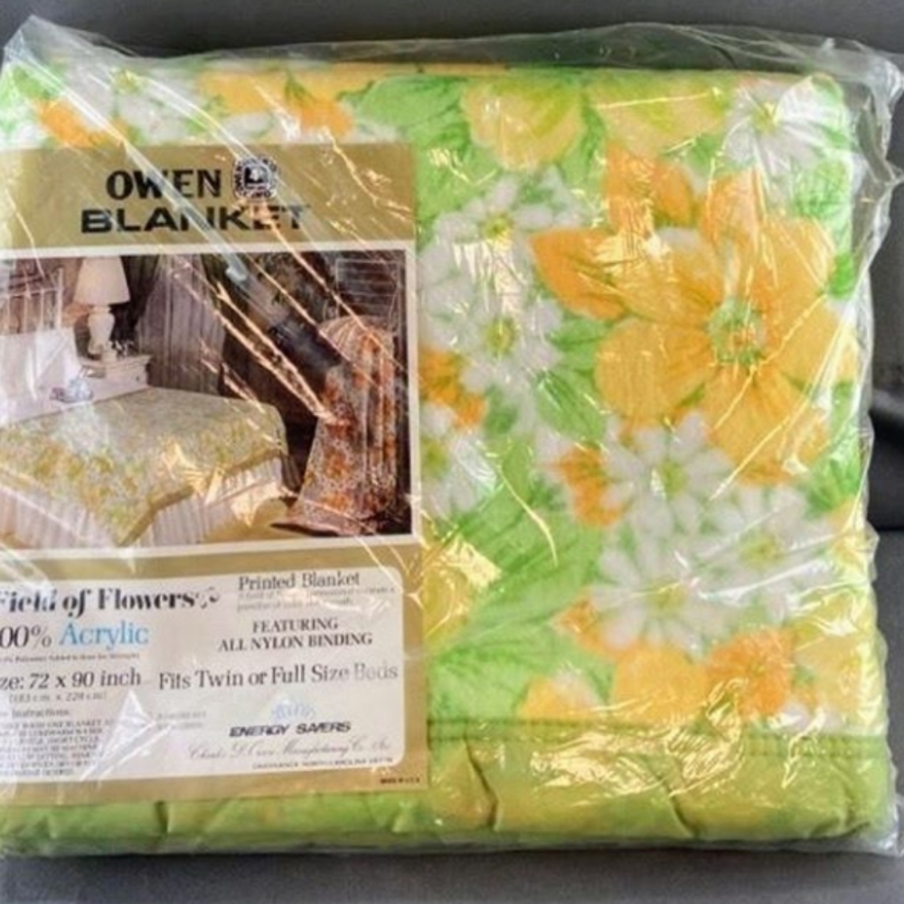 vintage flower blanket.